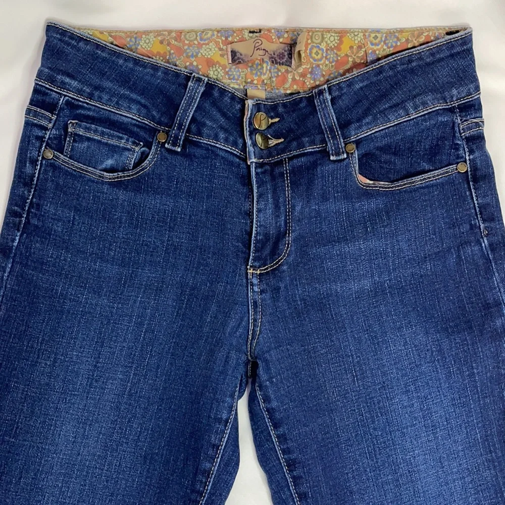 🔥 SALE Paige Hidden Hills Flared Premium Denim Jeans | Size 28